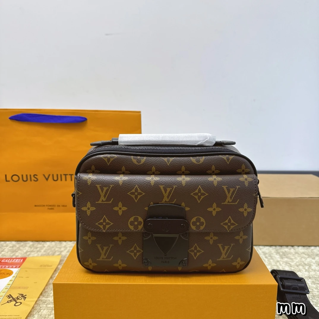Louis Vuitton Bag — 88a437c2
