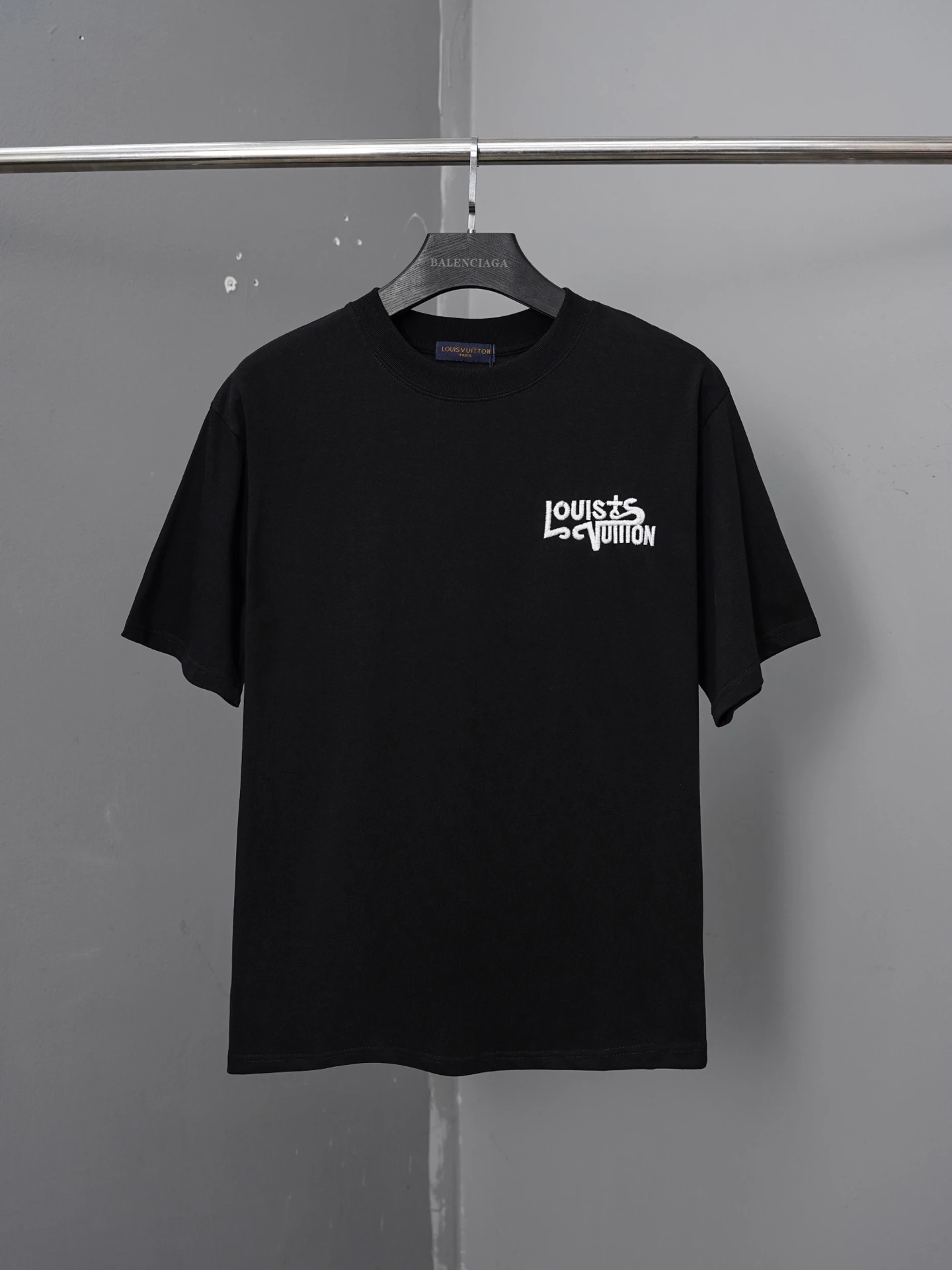 Louis Vuitton T-Shirt — 38419a0f