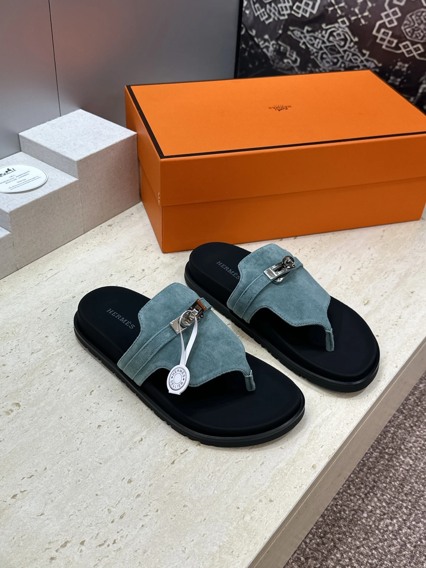 Hermès Slippers — 8d6ff340