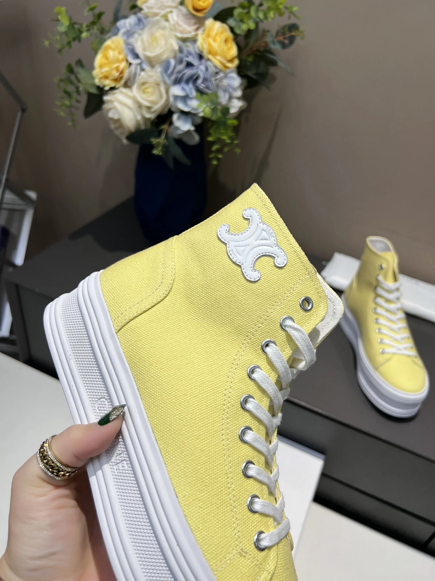 Celine Shoes — 845fef10