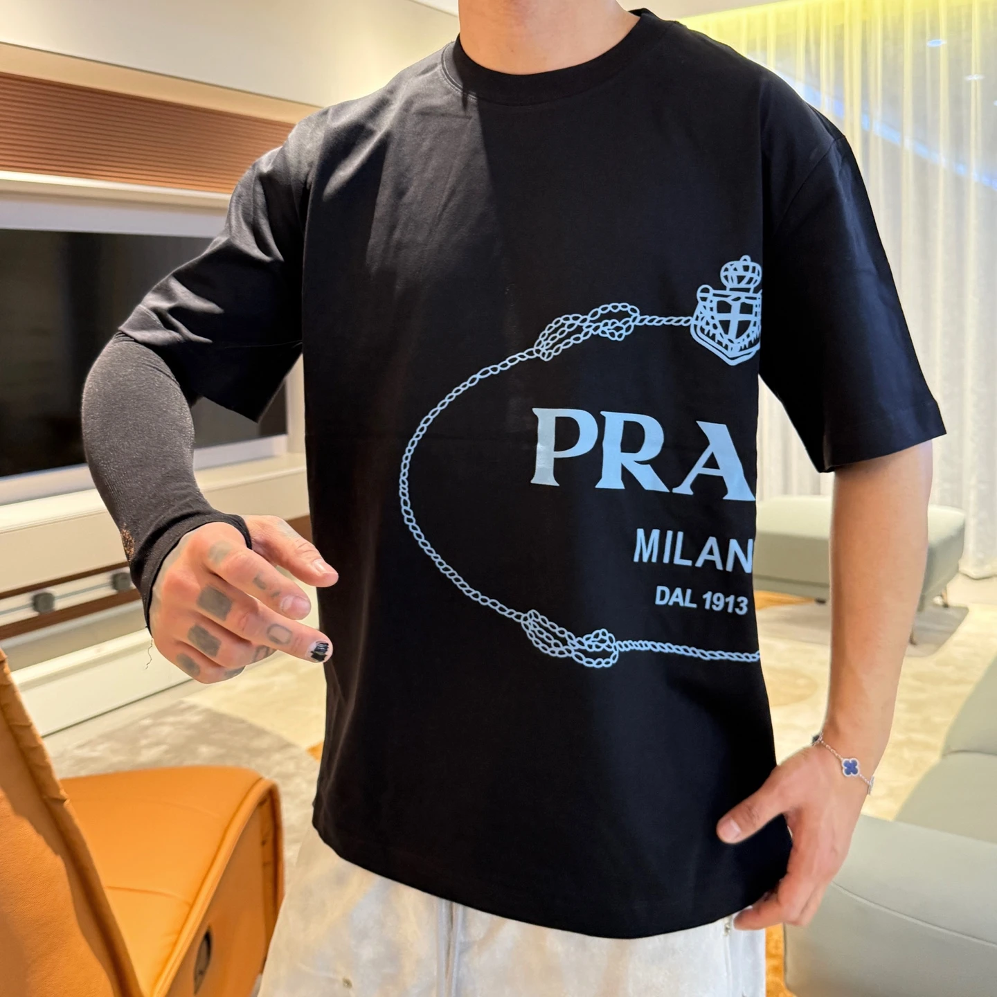 Prada T-Shirt — a05fe7ea