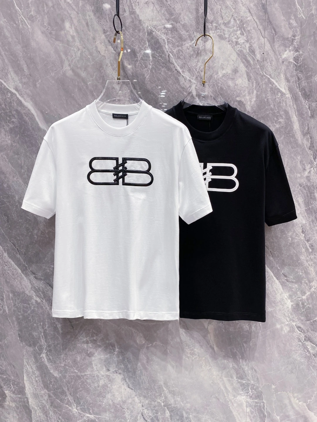 Balenciaga T-Shirt — 5aa93715