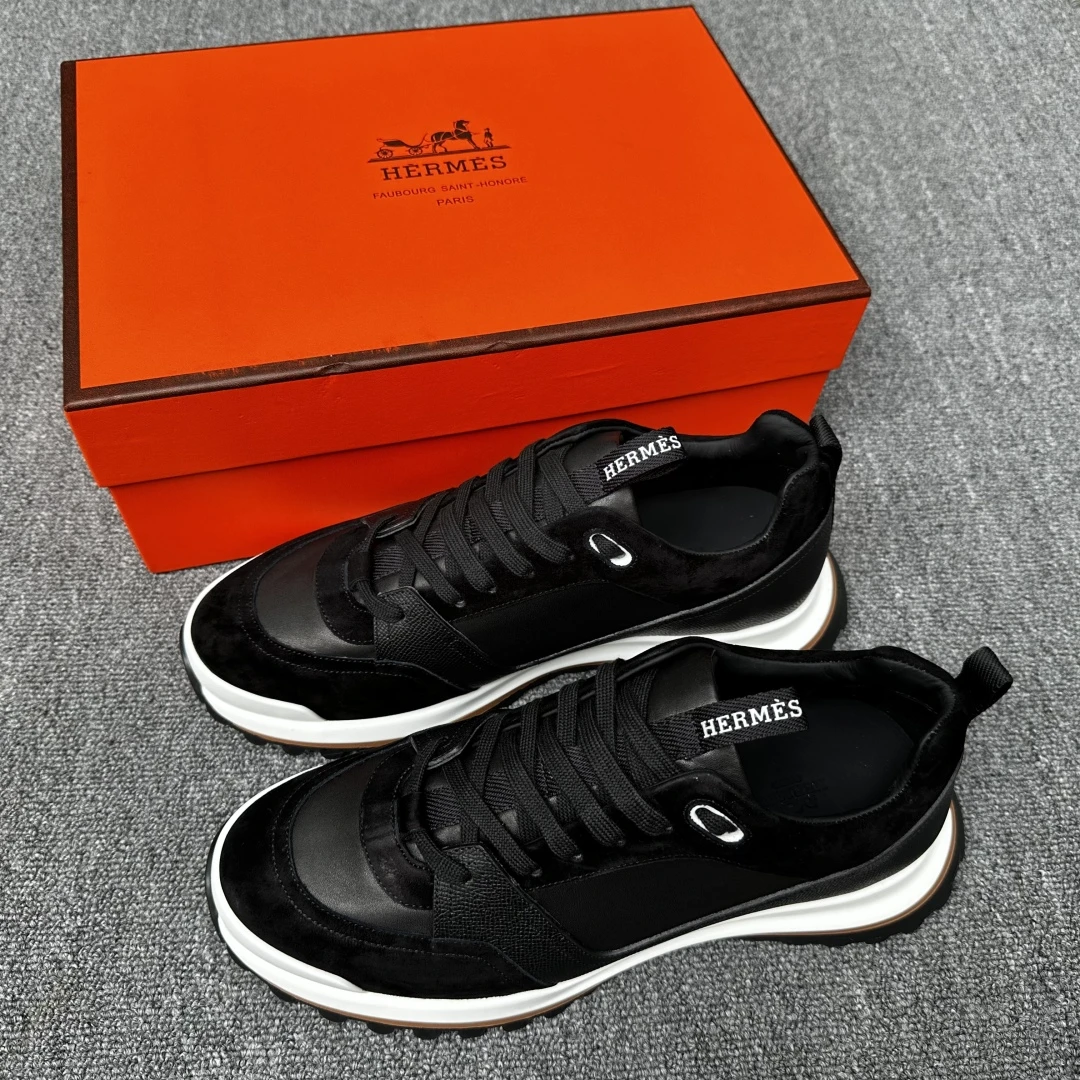 Hermès Sneakers — 96036e5c