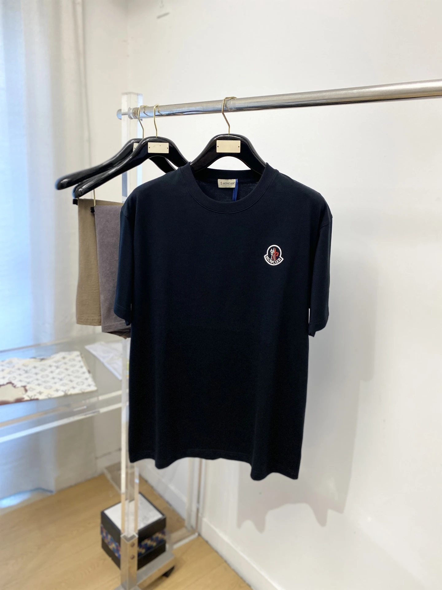 Moncler T-Shirt — 48d1b256