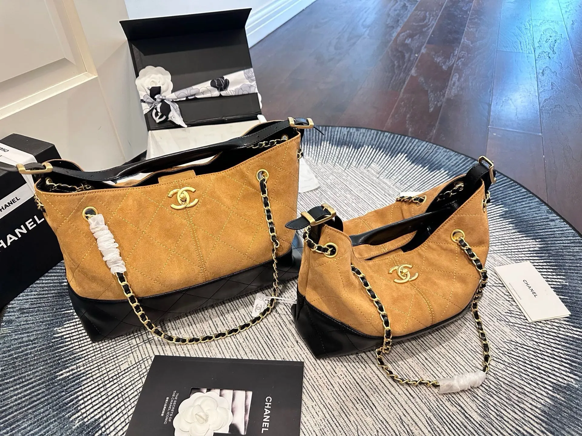 Chanel Bag — ef308a96