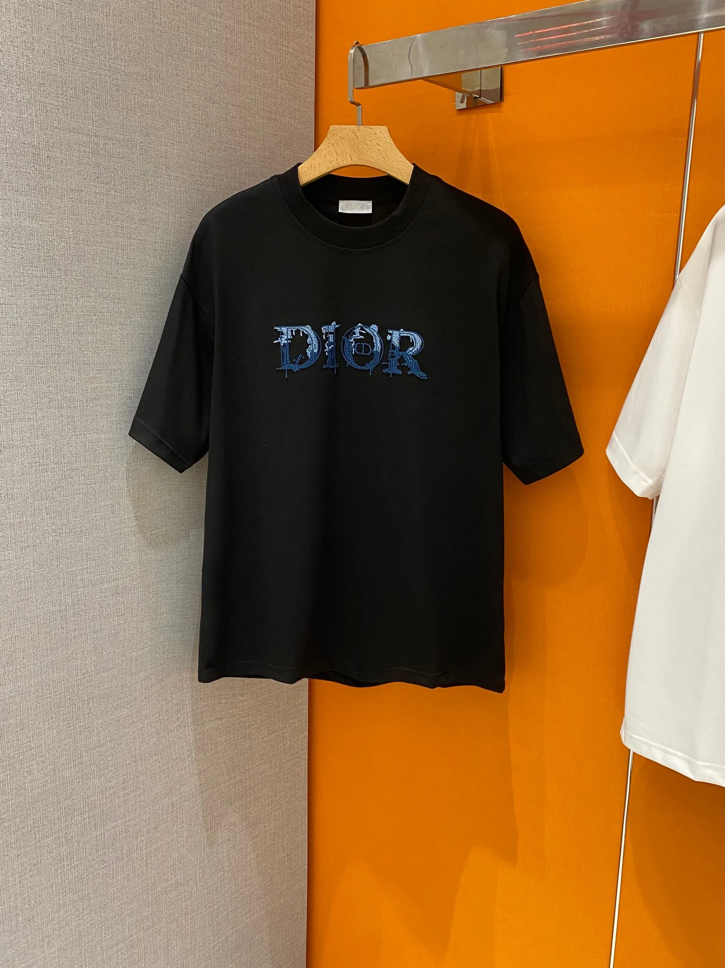 Dior T-Shirt — be8a3b07
