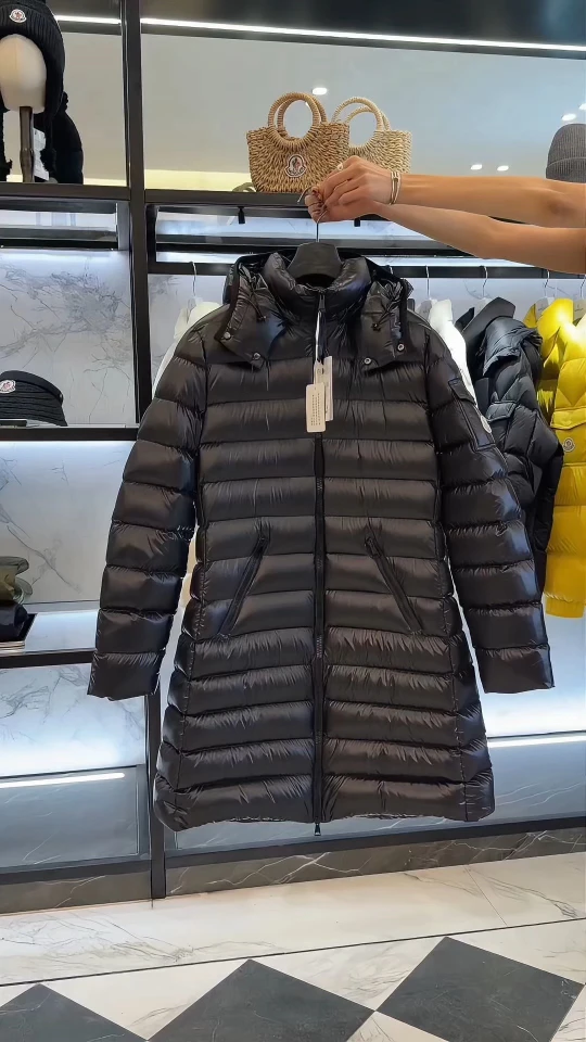 Moncler Down Jackets — e6e5a49d