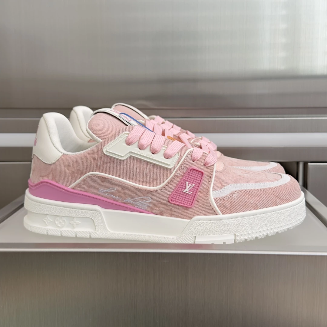 Louis Vuitton Sneakers — 113c6130