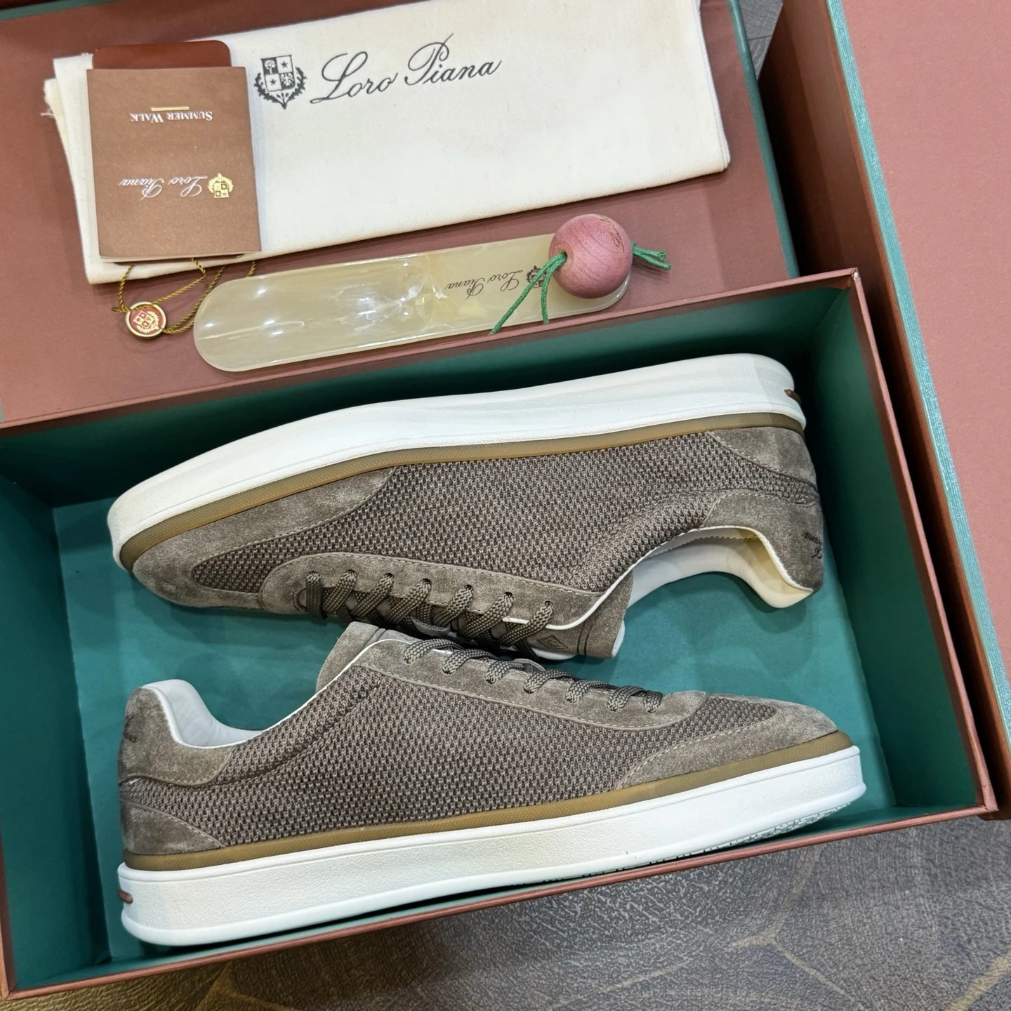 Loro Piana Sneakers — 30dd53d2