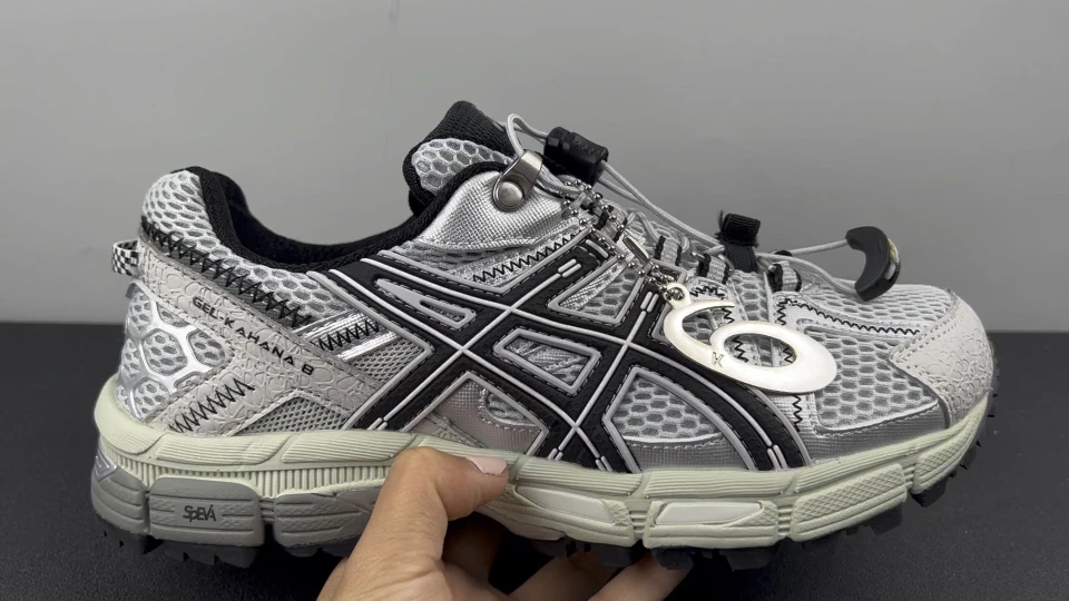 Asics Shoes — f69ba0d6