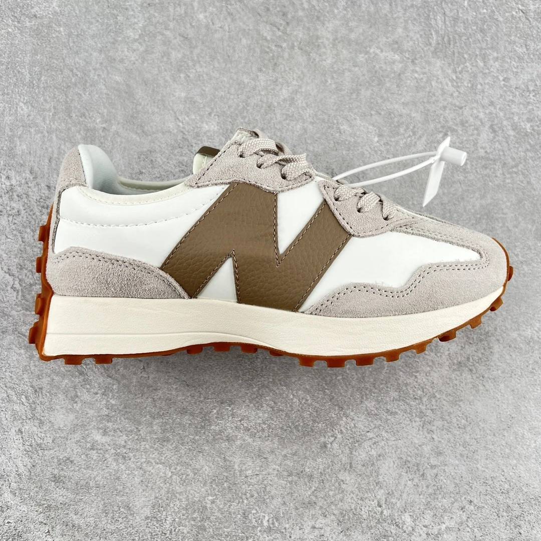 New Balance Sneakers — 7e9d1ced