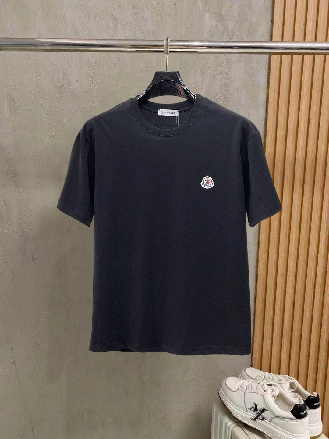 Moncler T-Shirt — 958af965