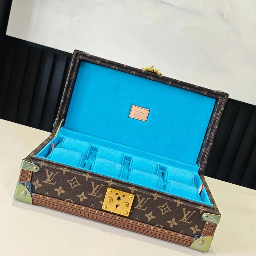 Luggage — d2a17c5f