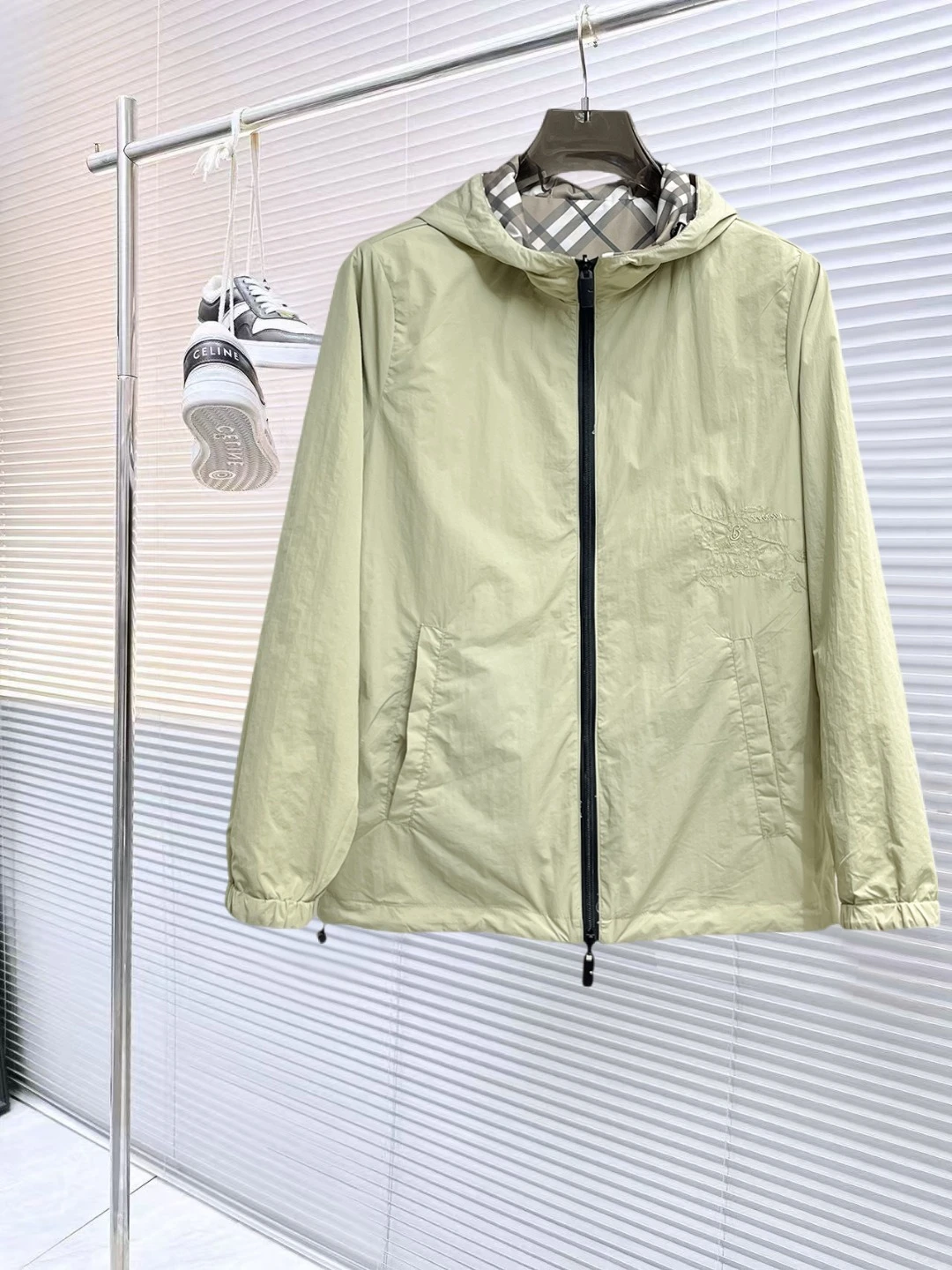 Burberry Jackets — f8a0b2b4