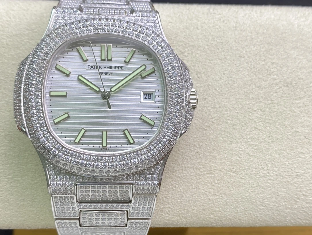 Watch — 922b2862
