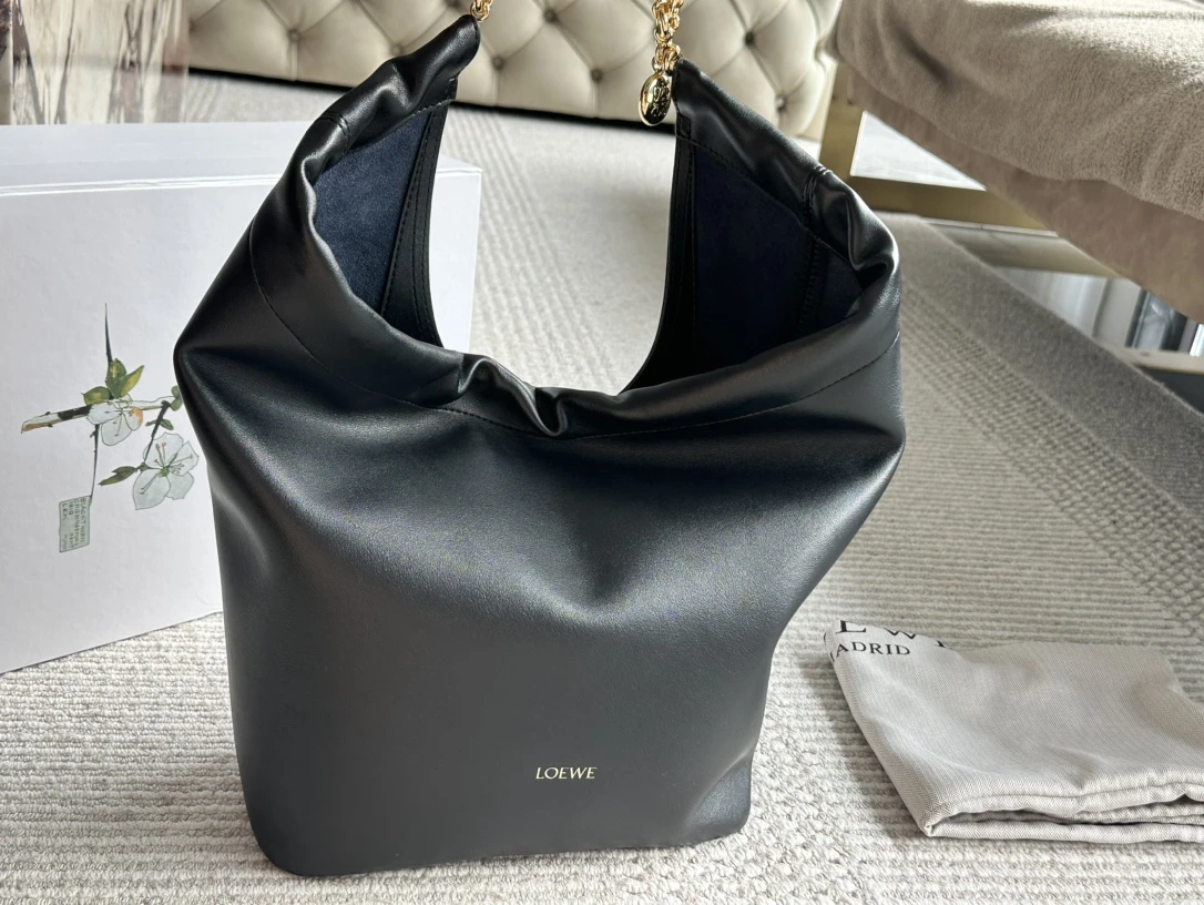 Loewe Bag — c20f5386