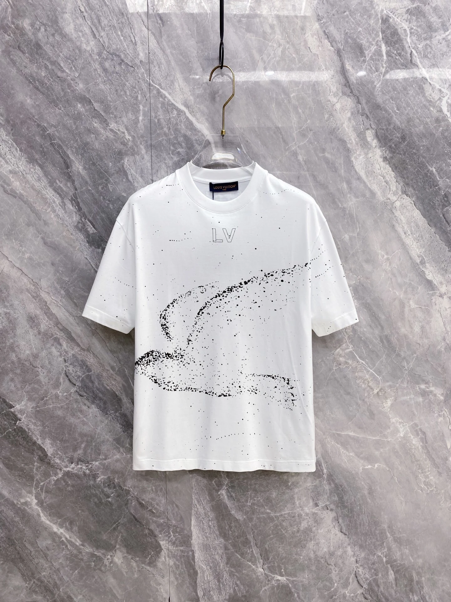 Louis Vuitton T-Shirt — 05ed617b