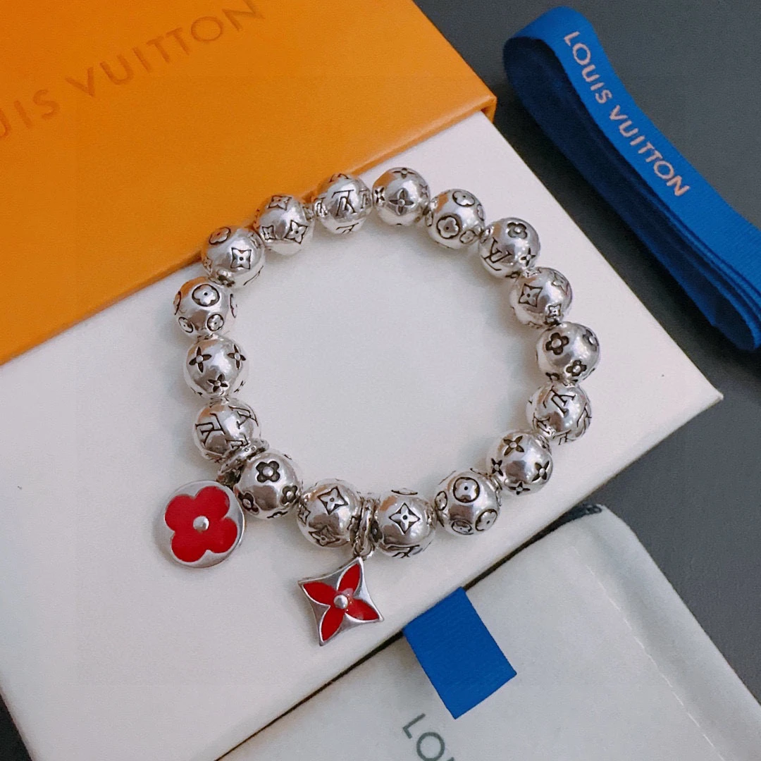 Louis Vuitton Bracelets — 8db628c3