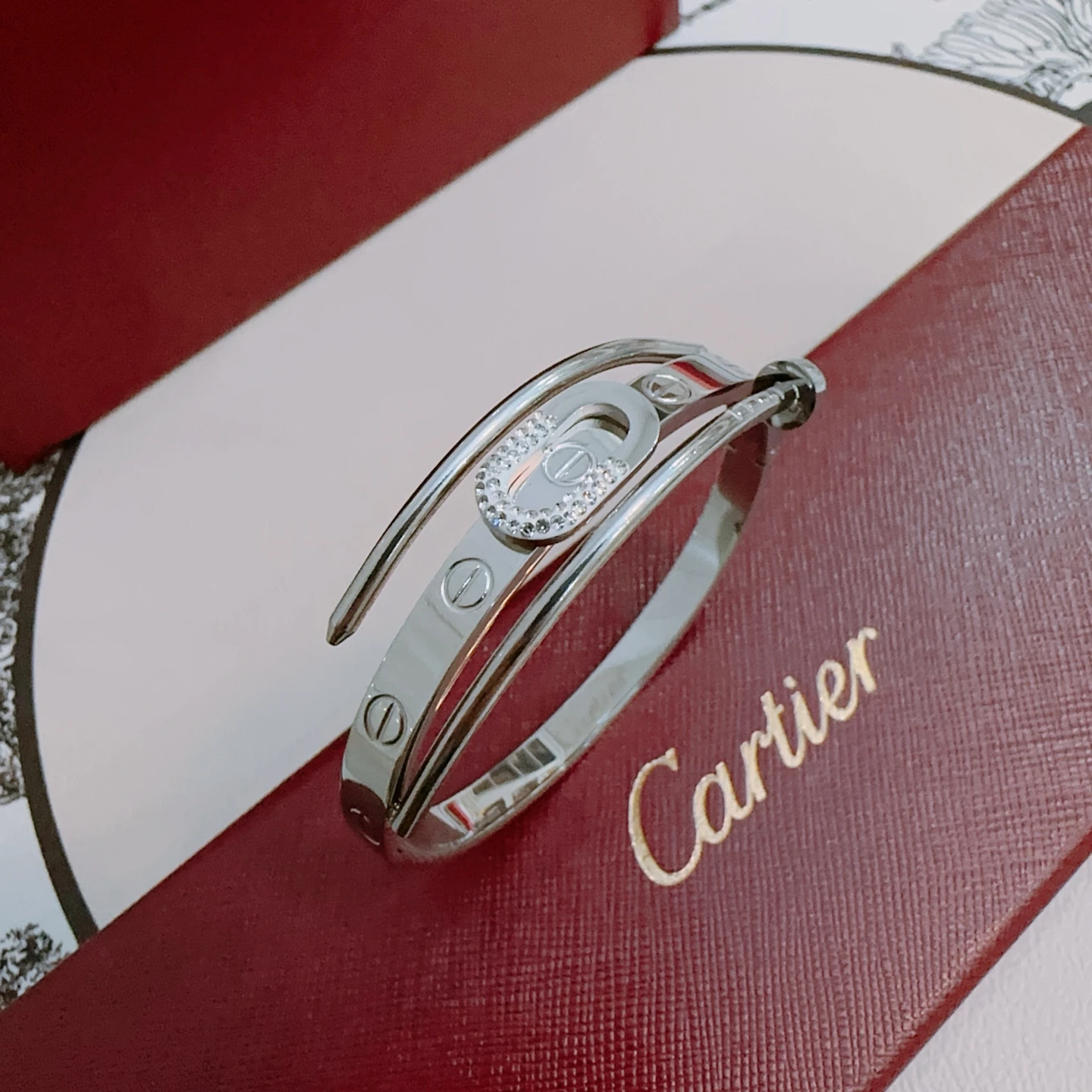 Cartier Jewellery — 04d85800