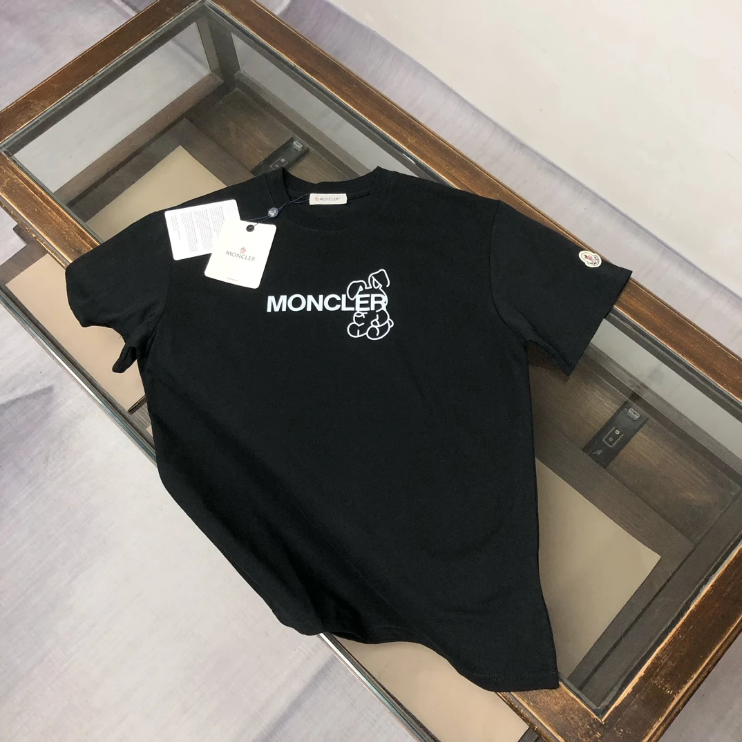 Moncler T-Shirt — b3317476