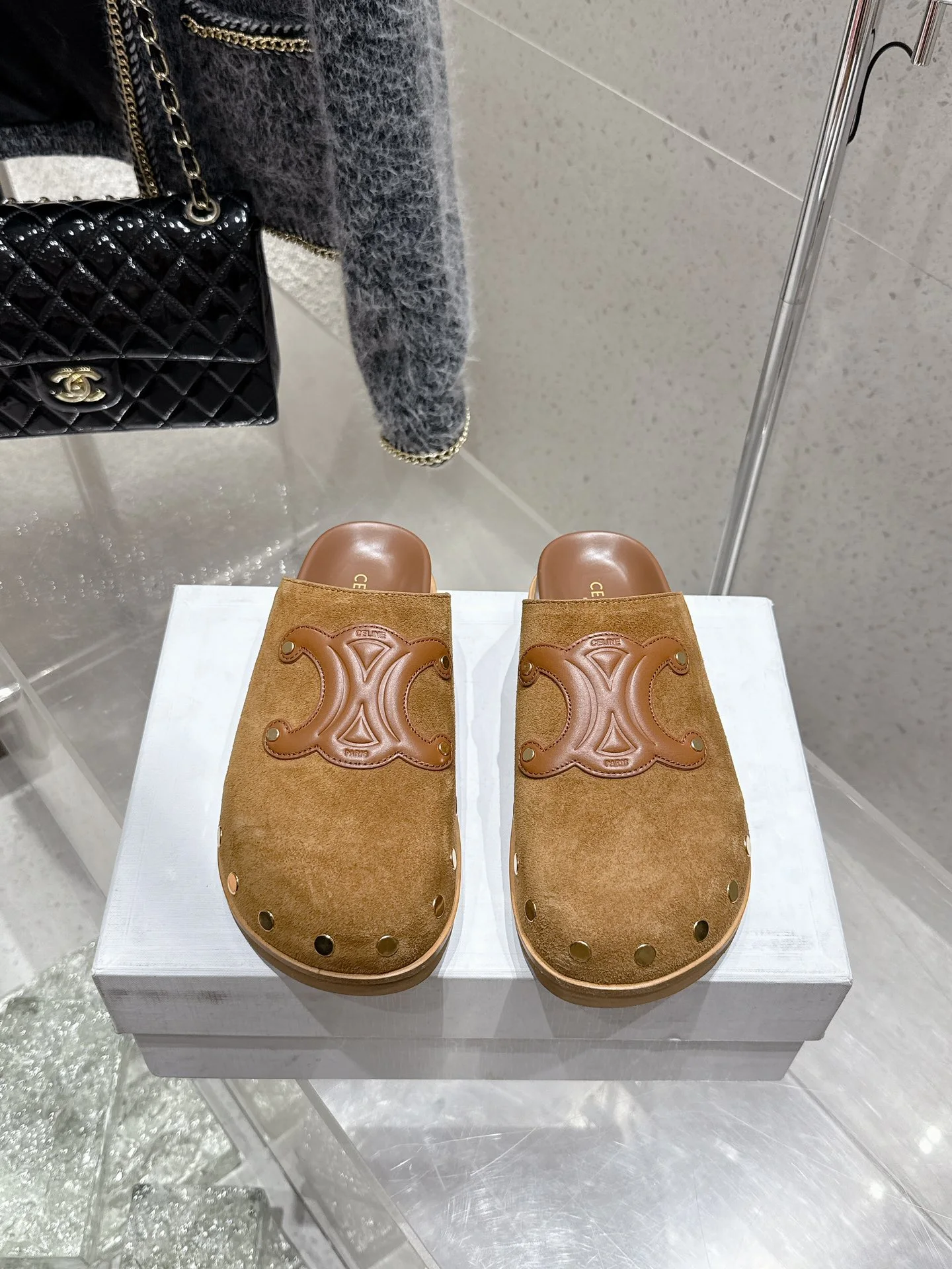 Celine Slippers — bf310a26