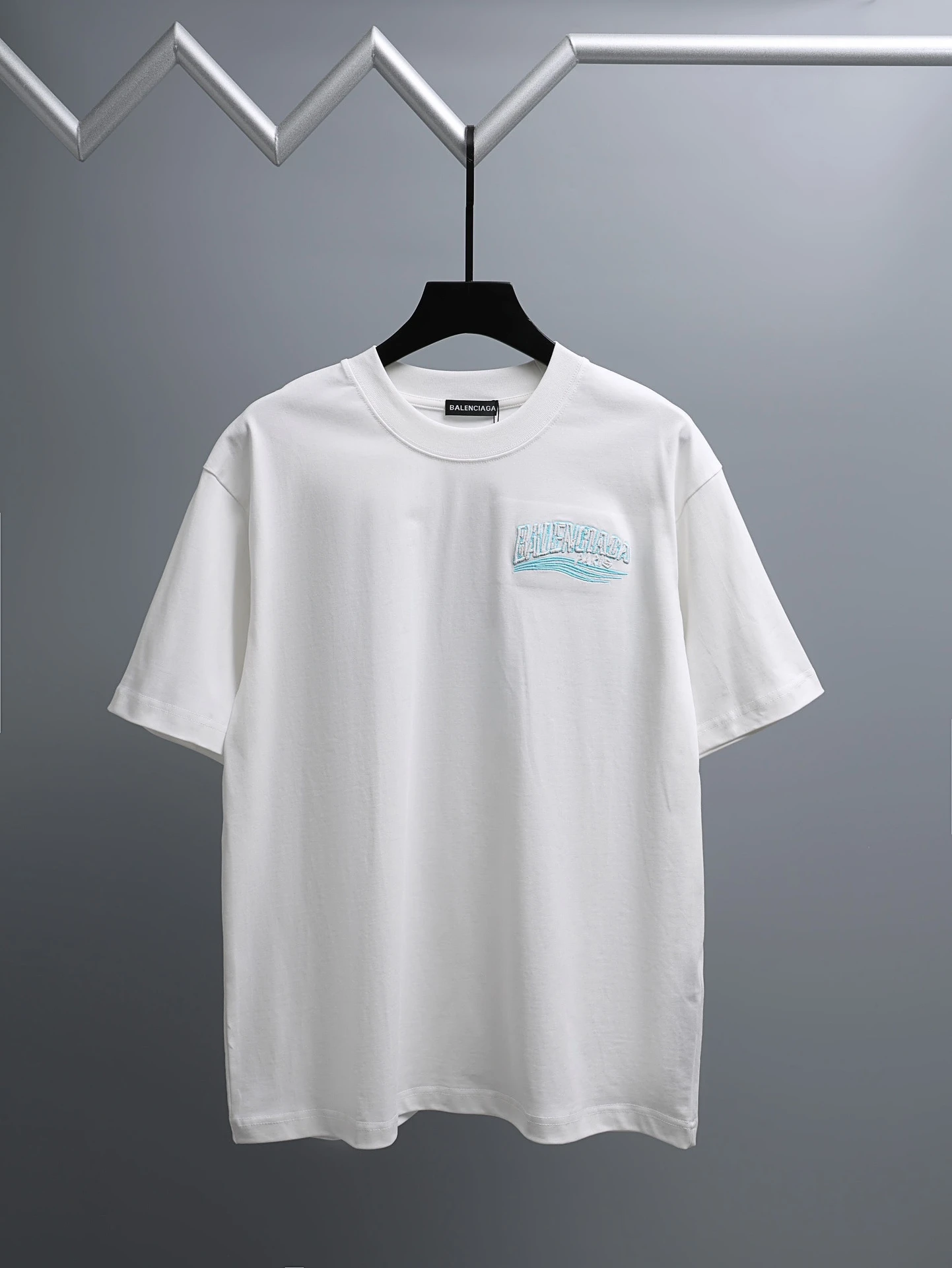 Balenciaga T-Shirt — eb6e2e8e