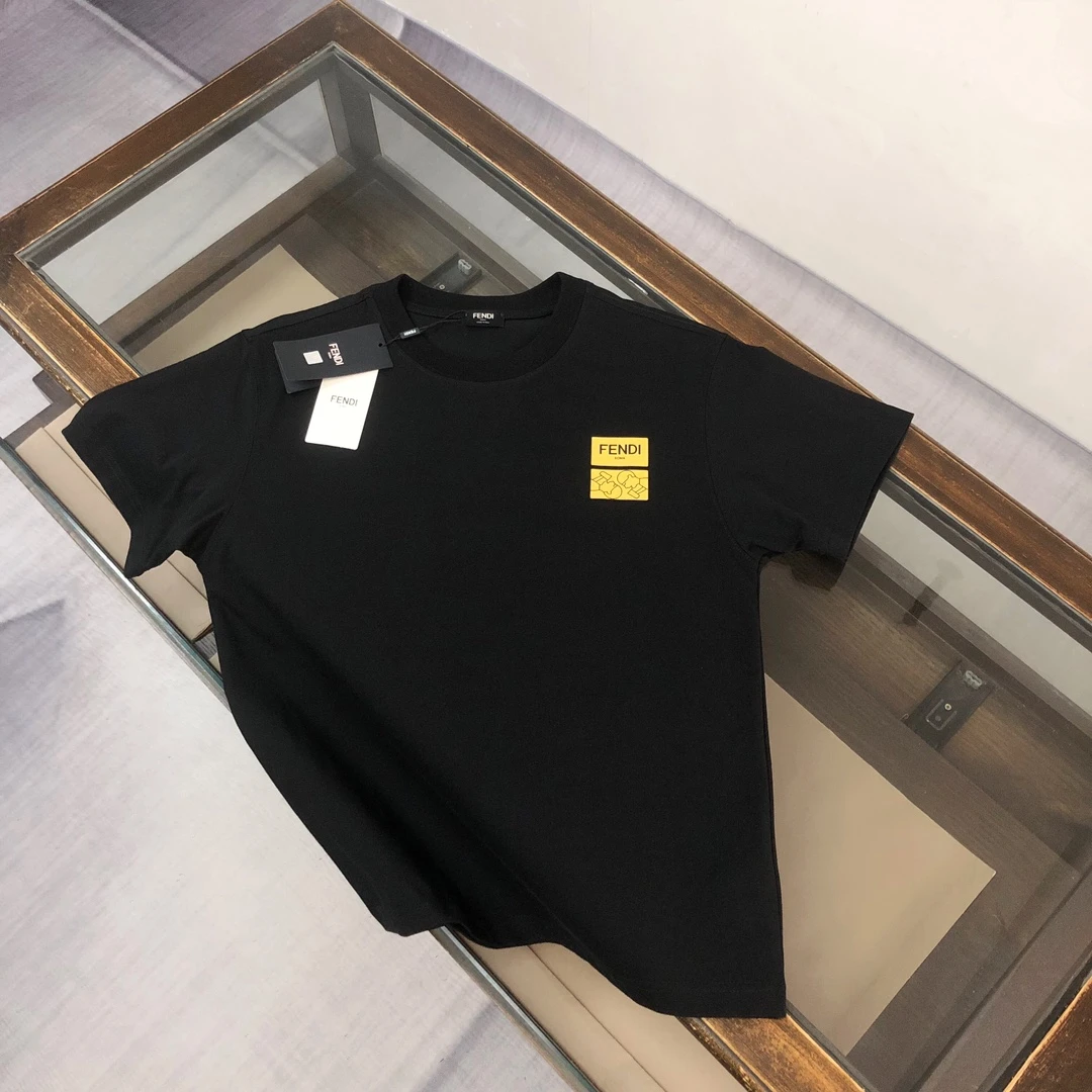 Fendi T-Shirt — 59f873ec