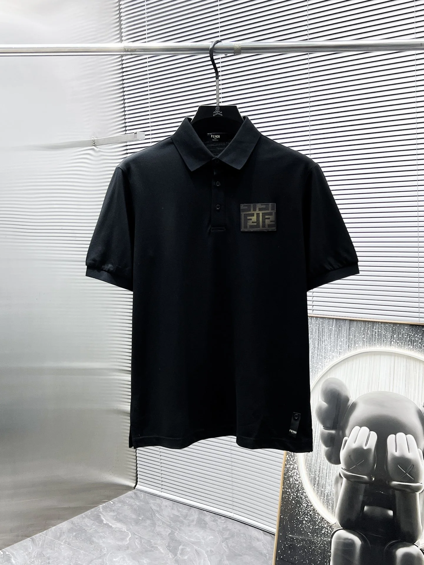 Fendi T-Shirt — 77297e60