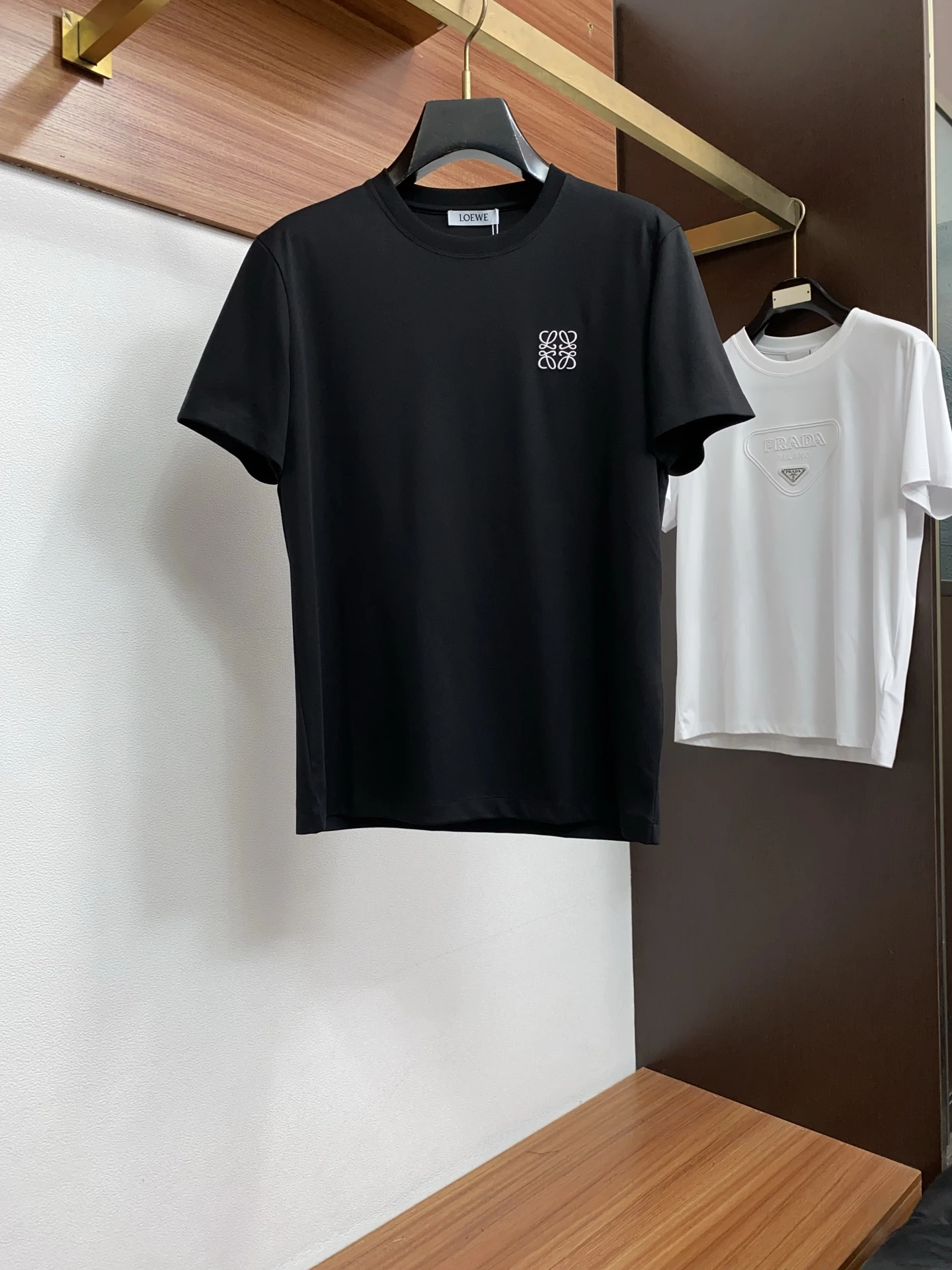 Loewe T-Shirt — 52a02a07