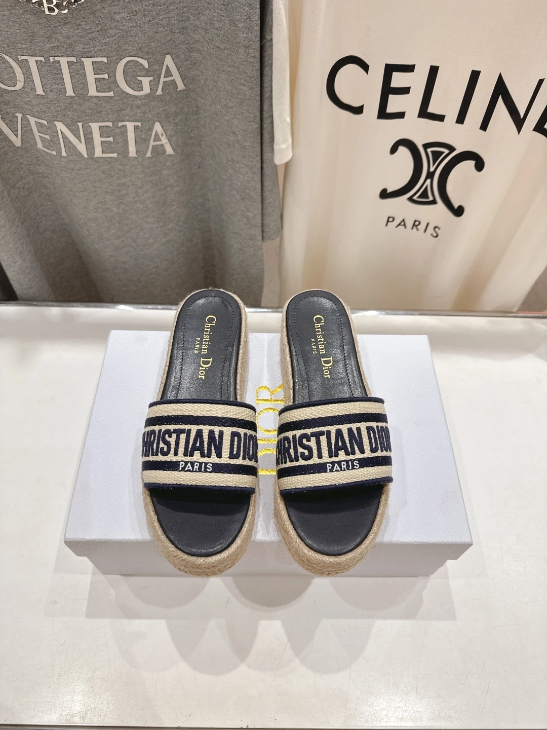 Dior Slippers — 53bff45a