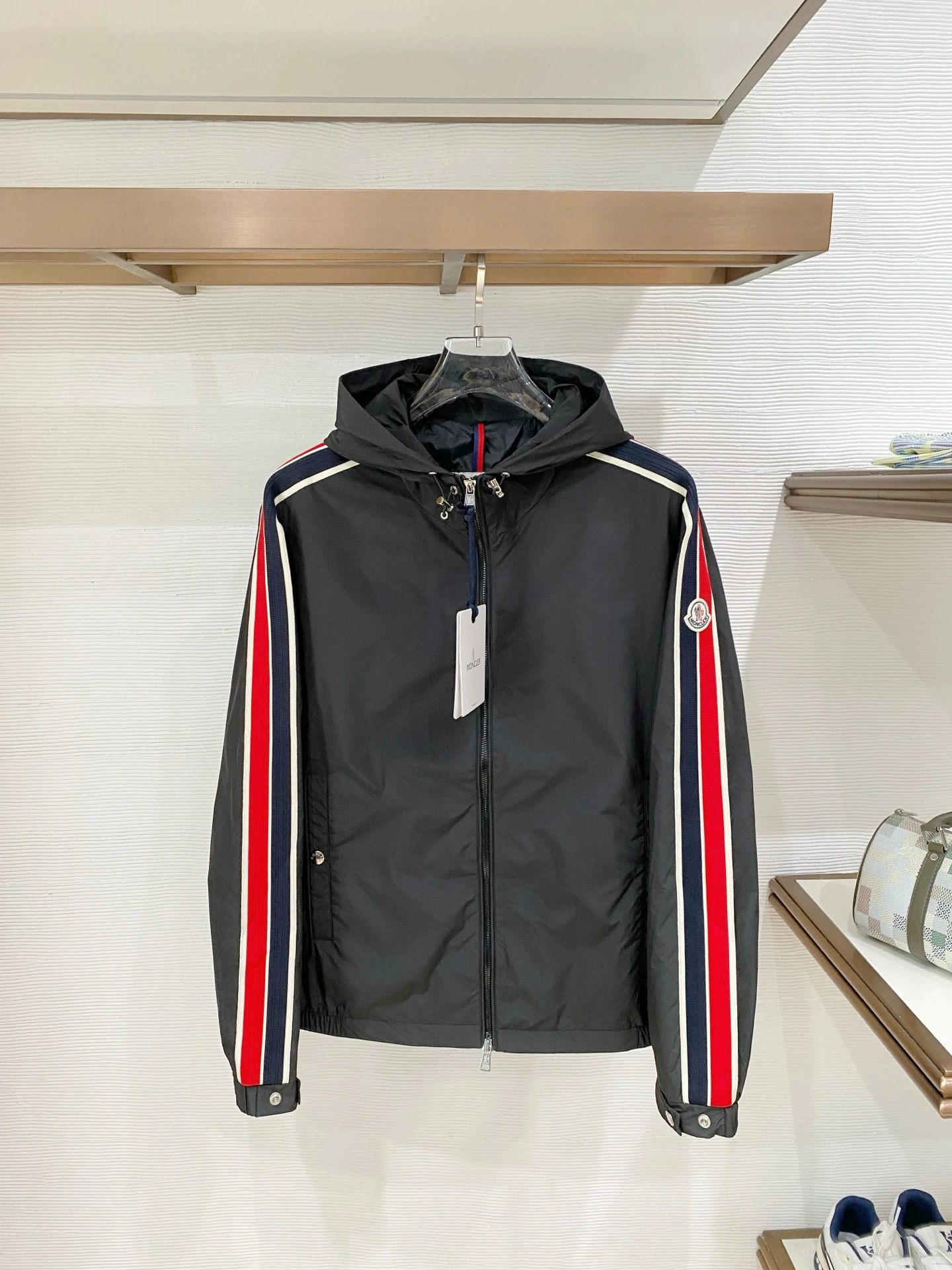 Moncler Jackets — 0ade8c49