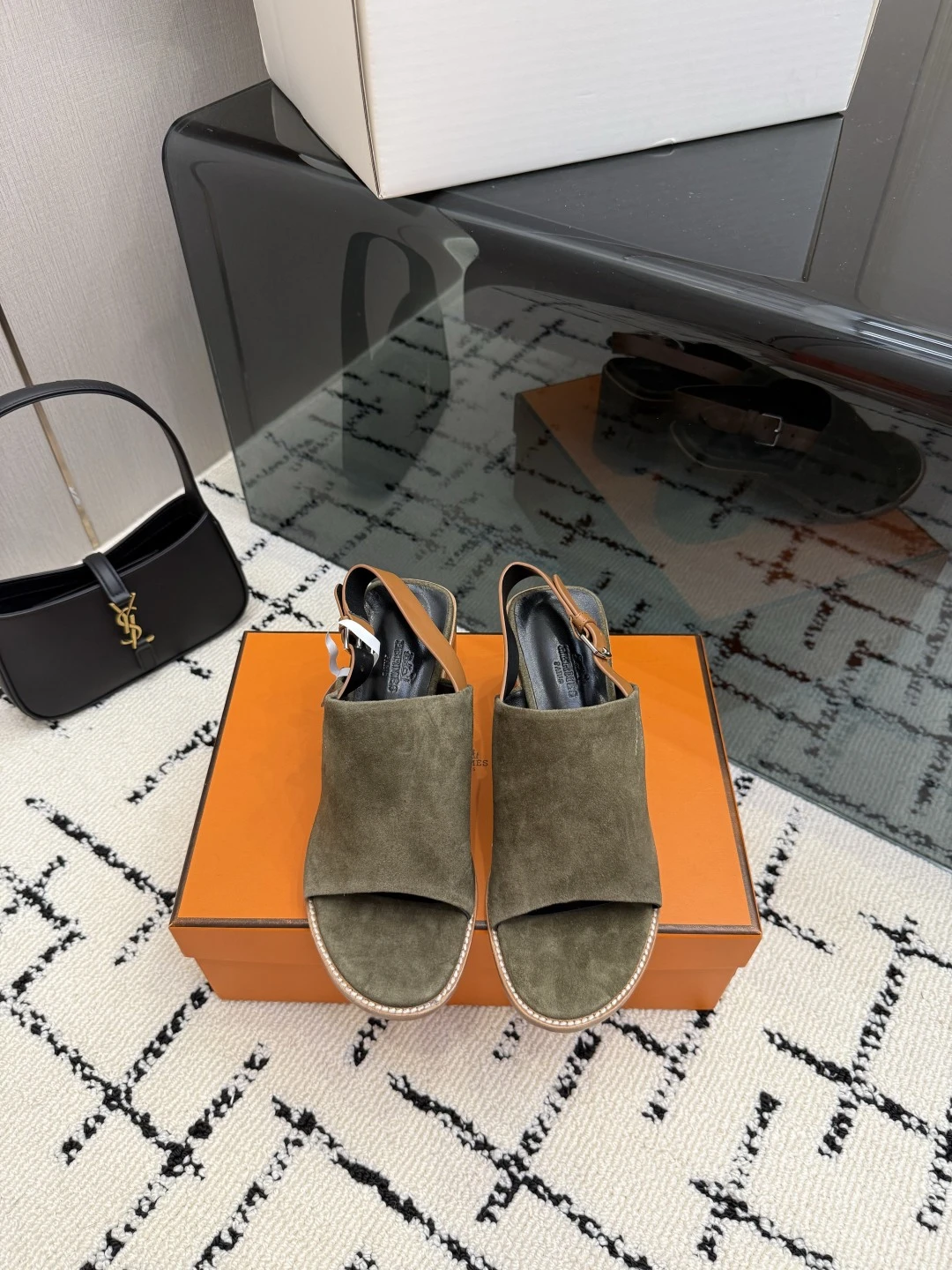 Hermès Sandals — 727c51e5