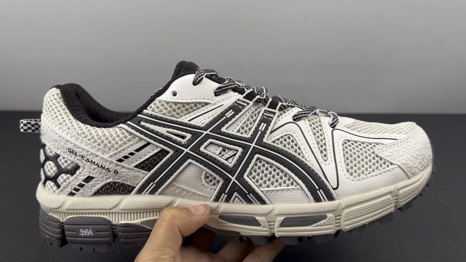 Asics Shoes — e258b193