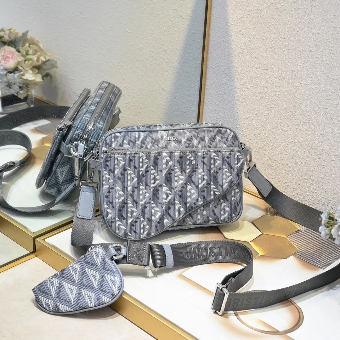 Dior Bag — e22267d7
