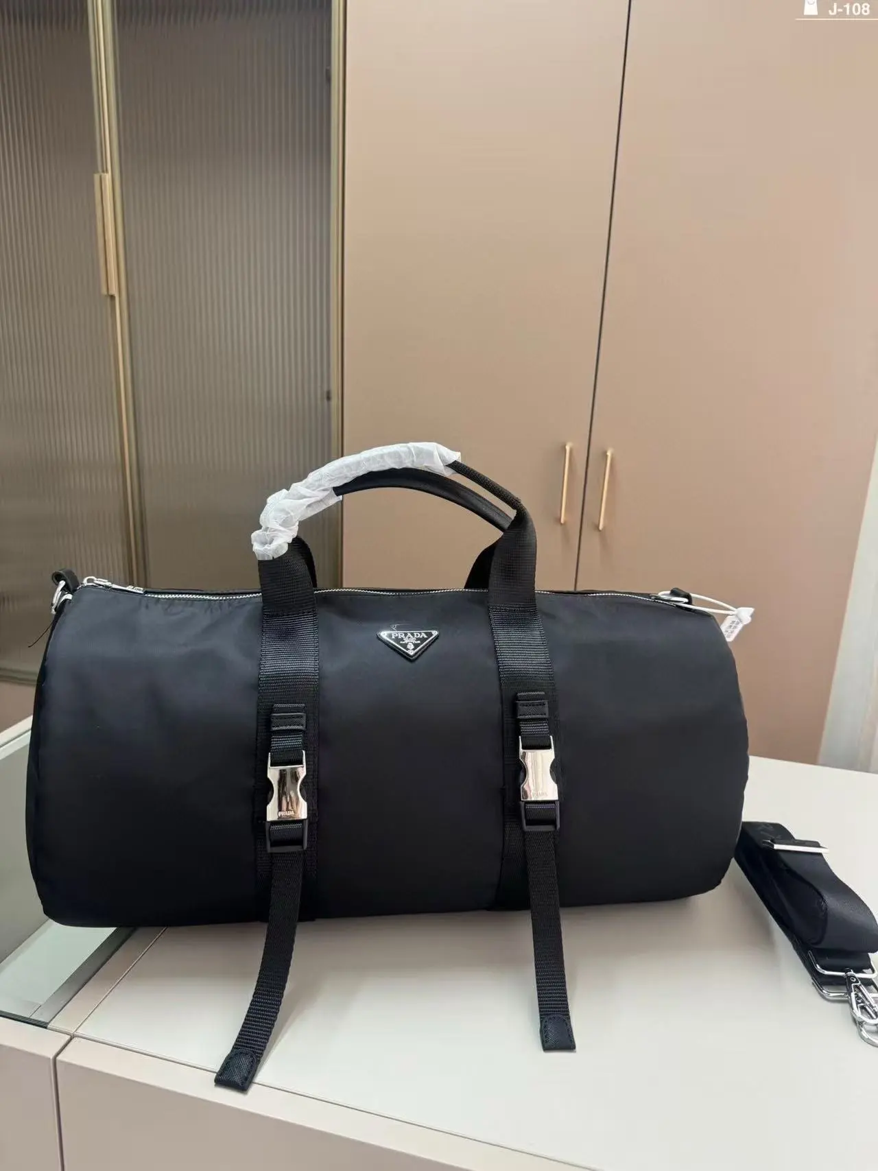 Prada Bag — 82552cf2