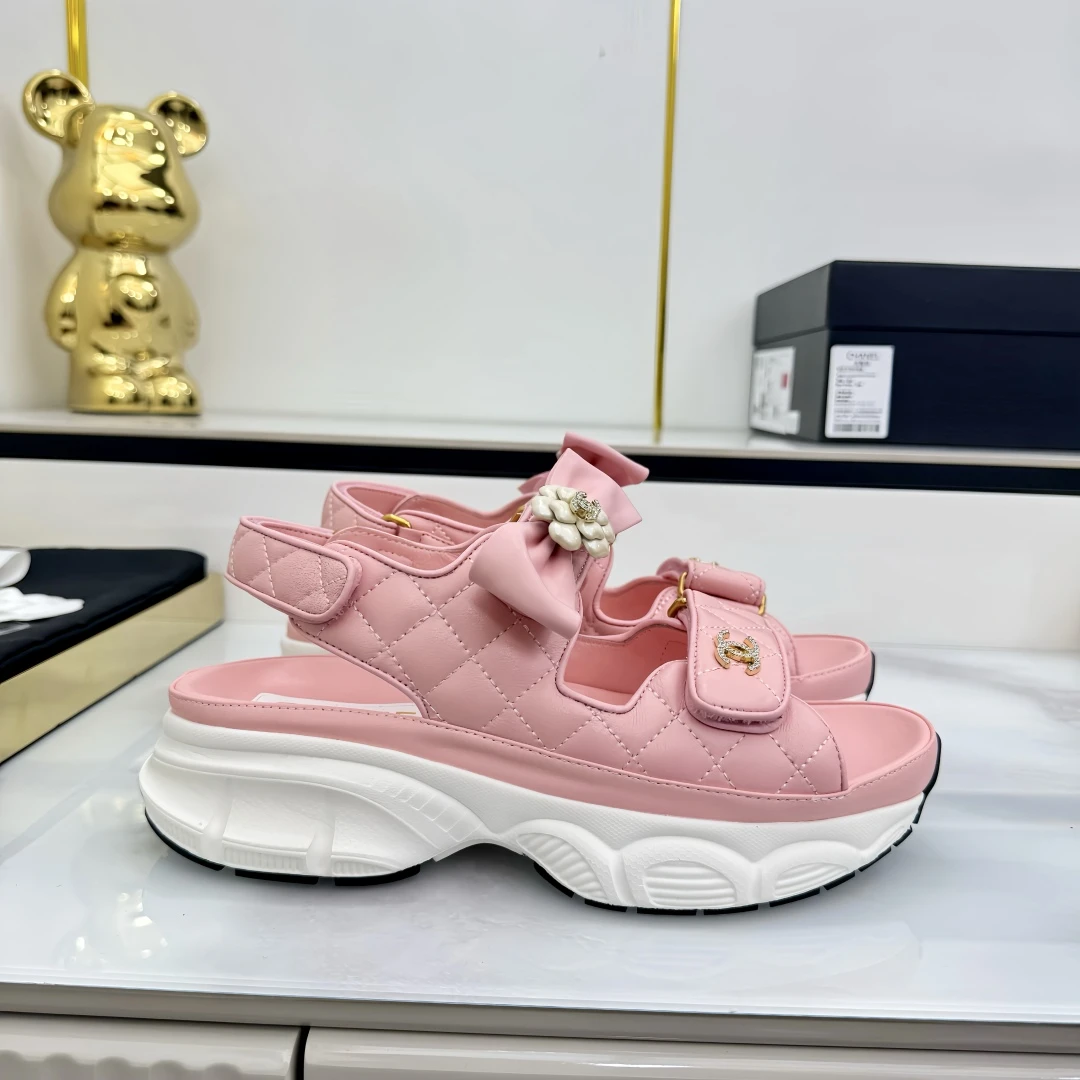 Chanel Slippers — fe12ccdc