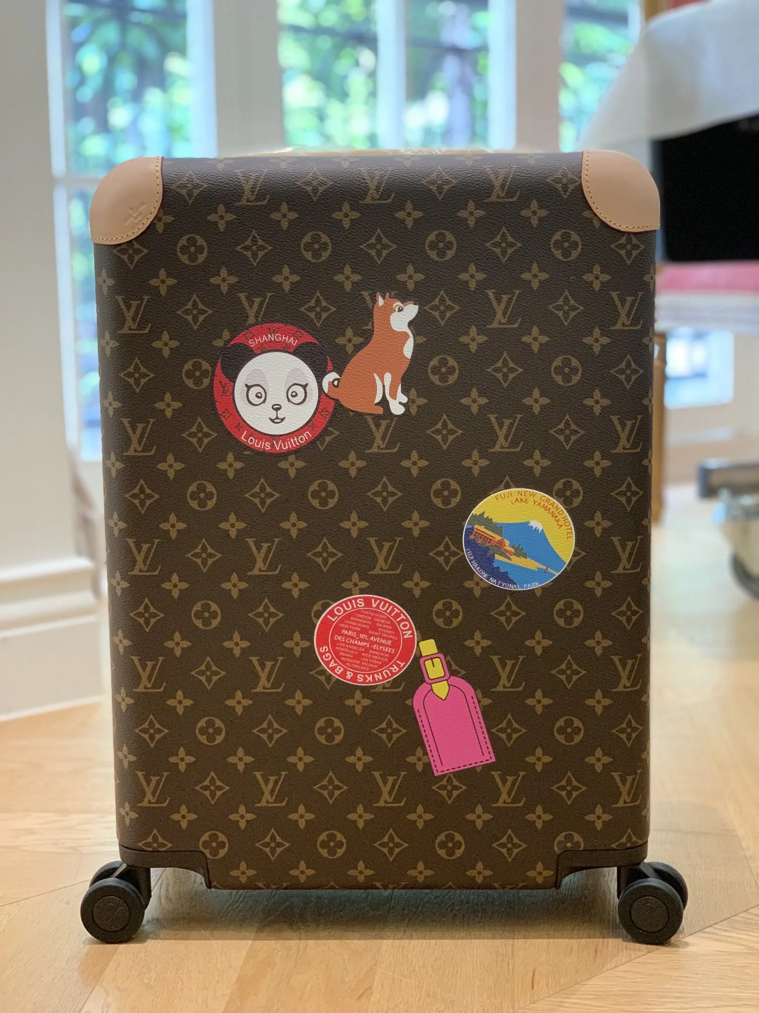 Luggage — 65ec9801