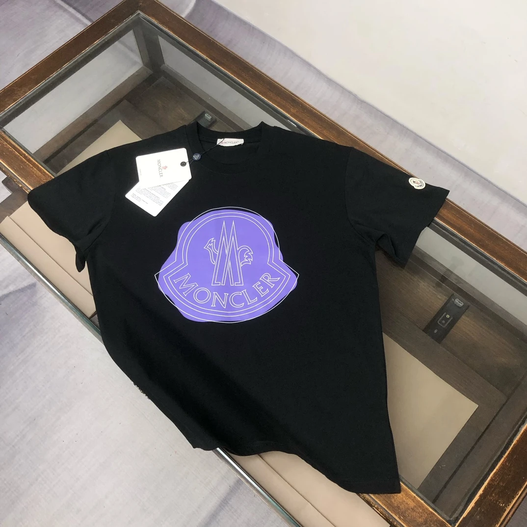 Moncler T-Shirt — b7dc0167