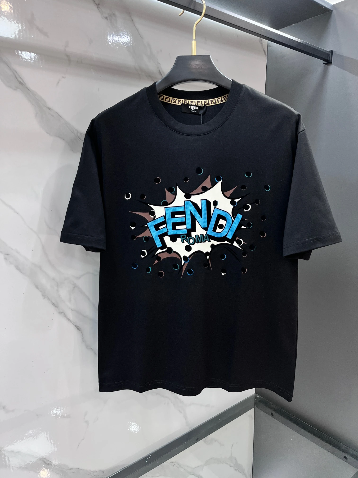 Fendi T-Shirt — 2876a374