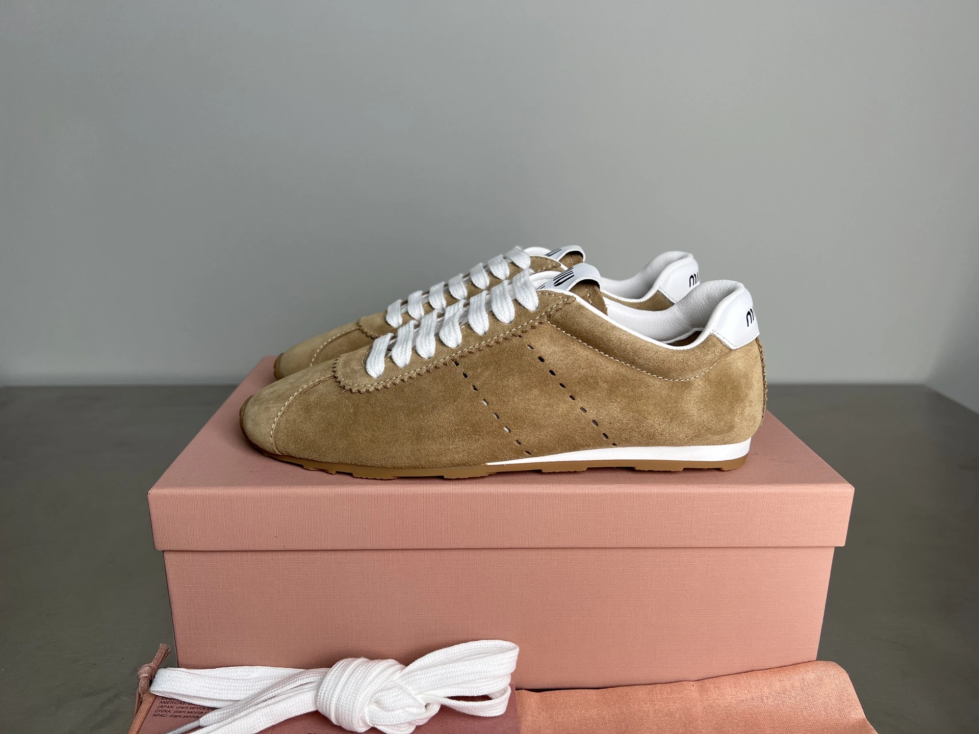 Miu Miu Sneakers — c14f856e