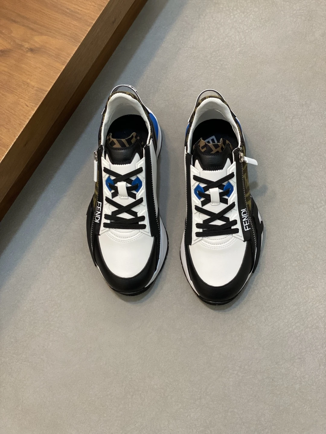 Fendi Sneakers — 44ed6c1f