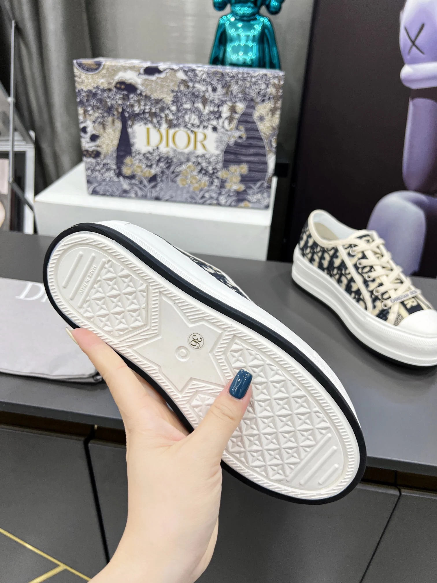 Dior Sneakers — 8021ac9b