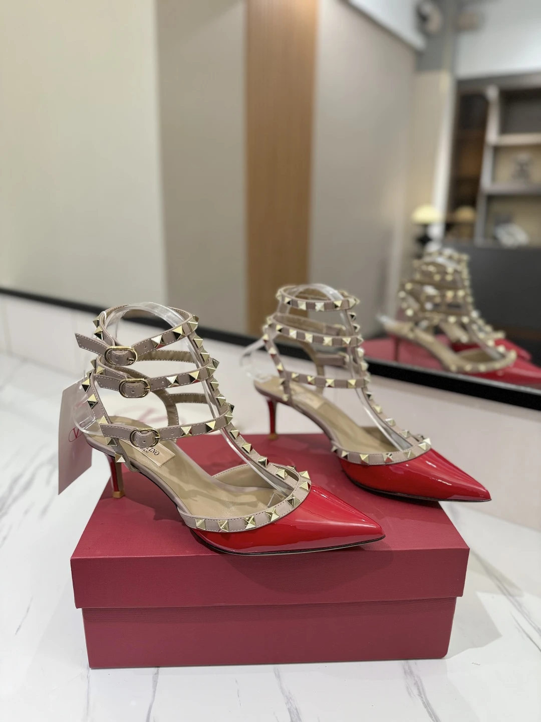 Valentino Sandals — 845344d5