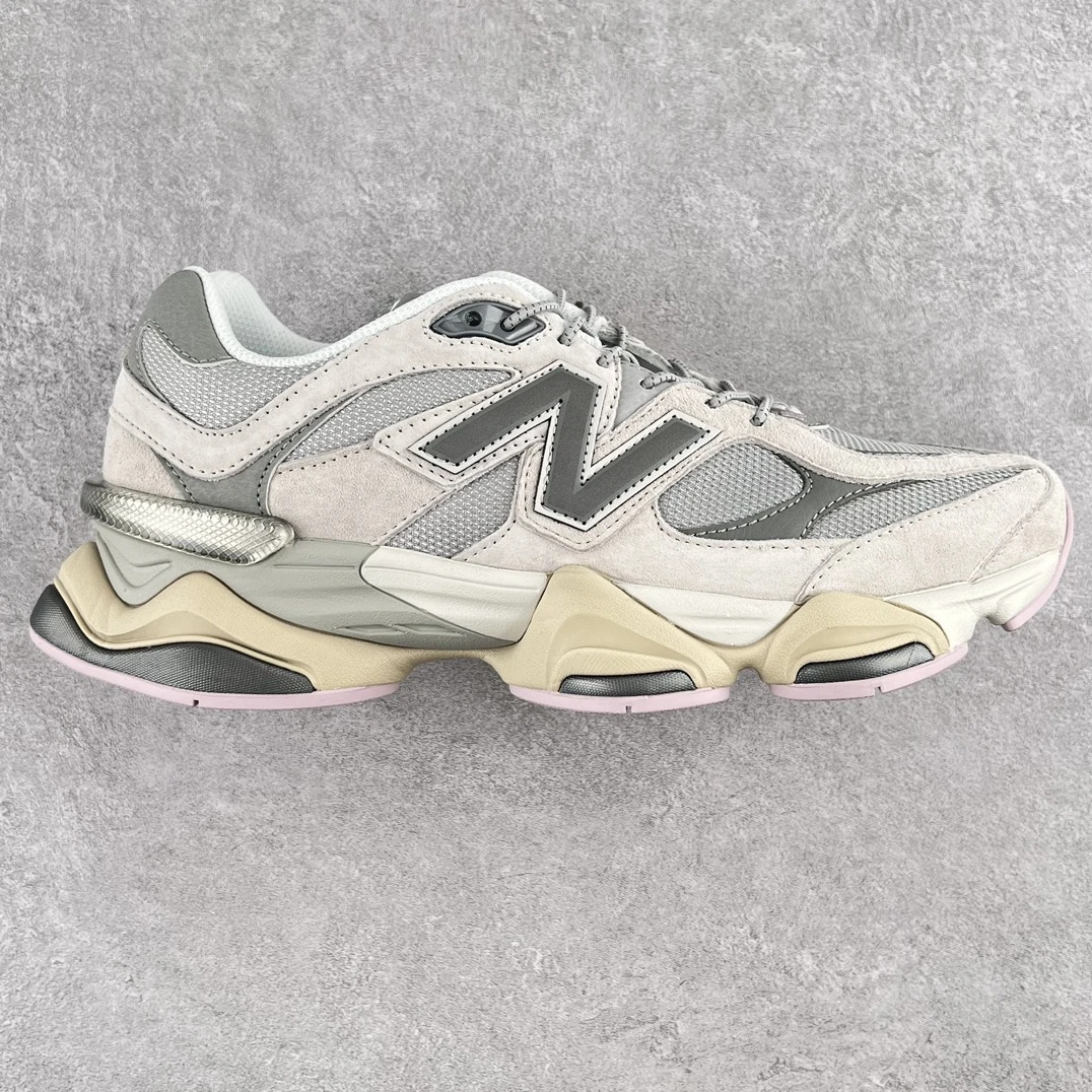 New Balance Sneakers — 43270386
