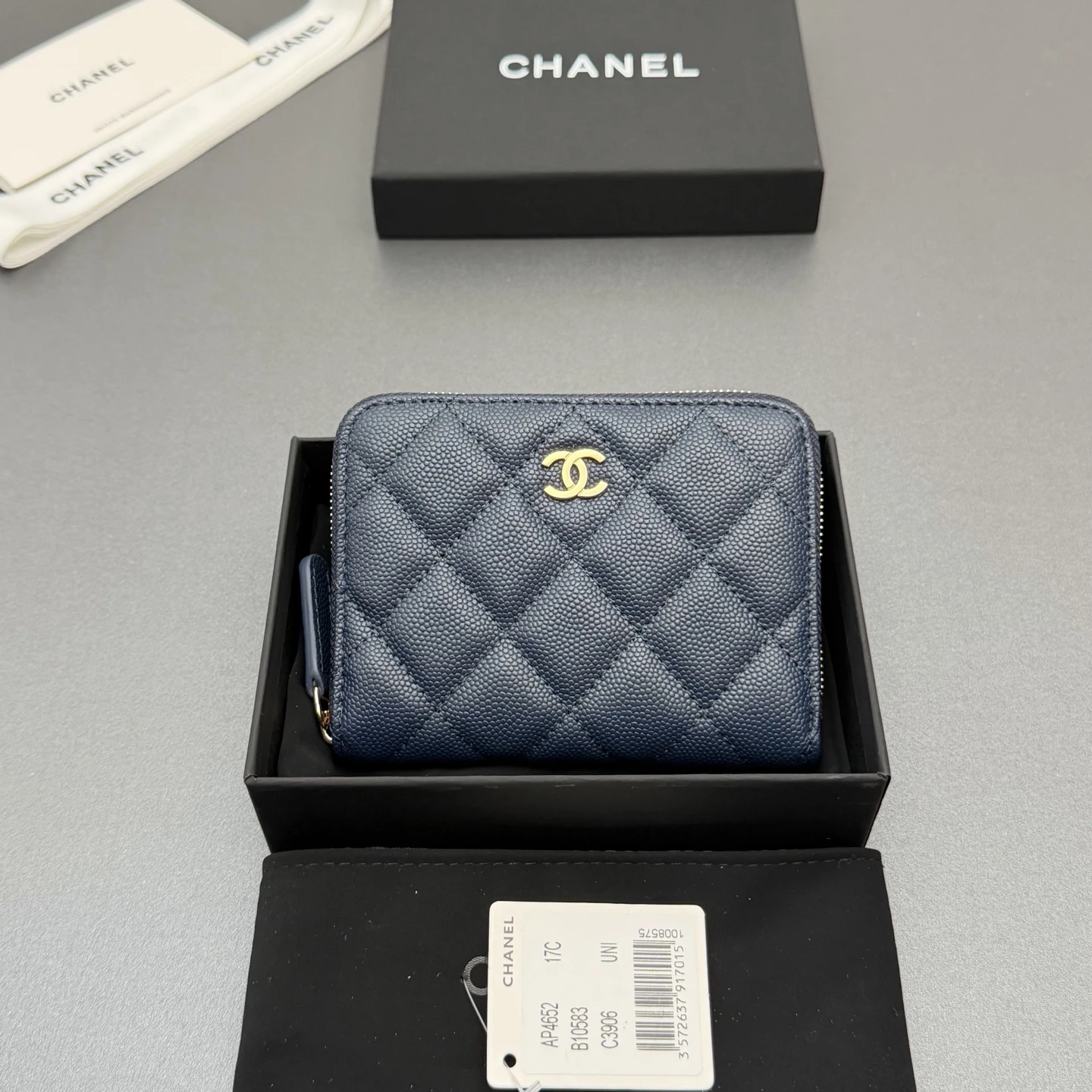 Wallets — e6141933