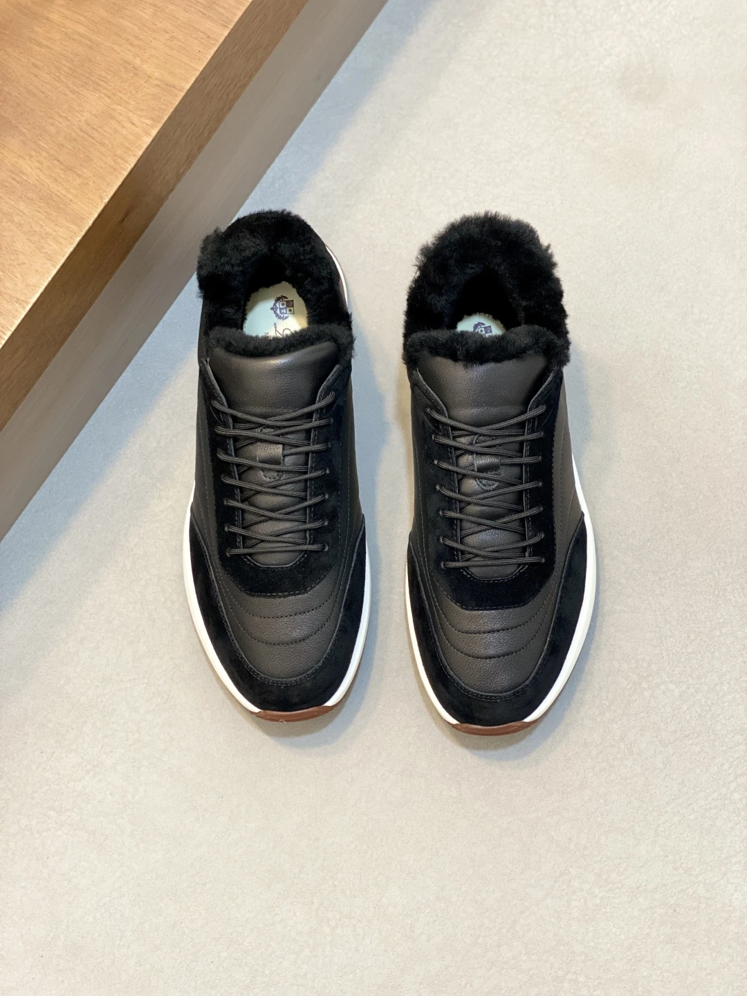 Loro Piana Sneakers — ac2ffba7