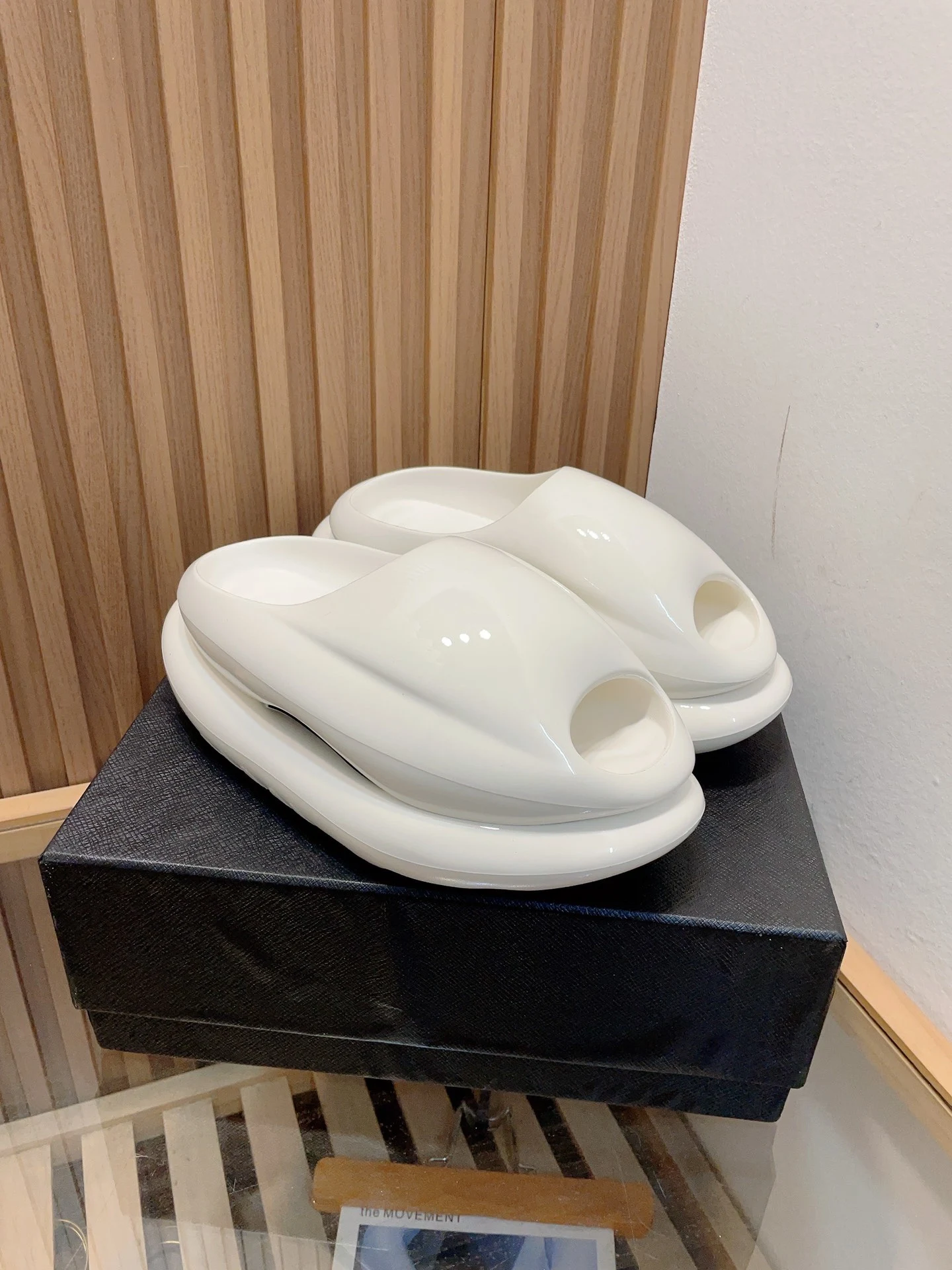 XVESSEL Slippers — 3ff147f6