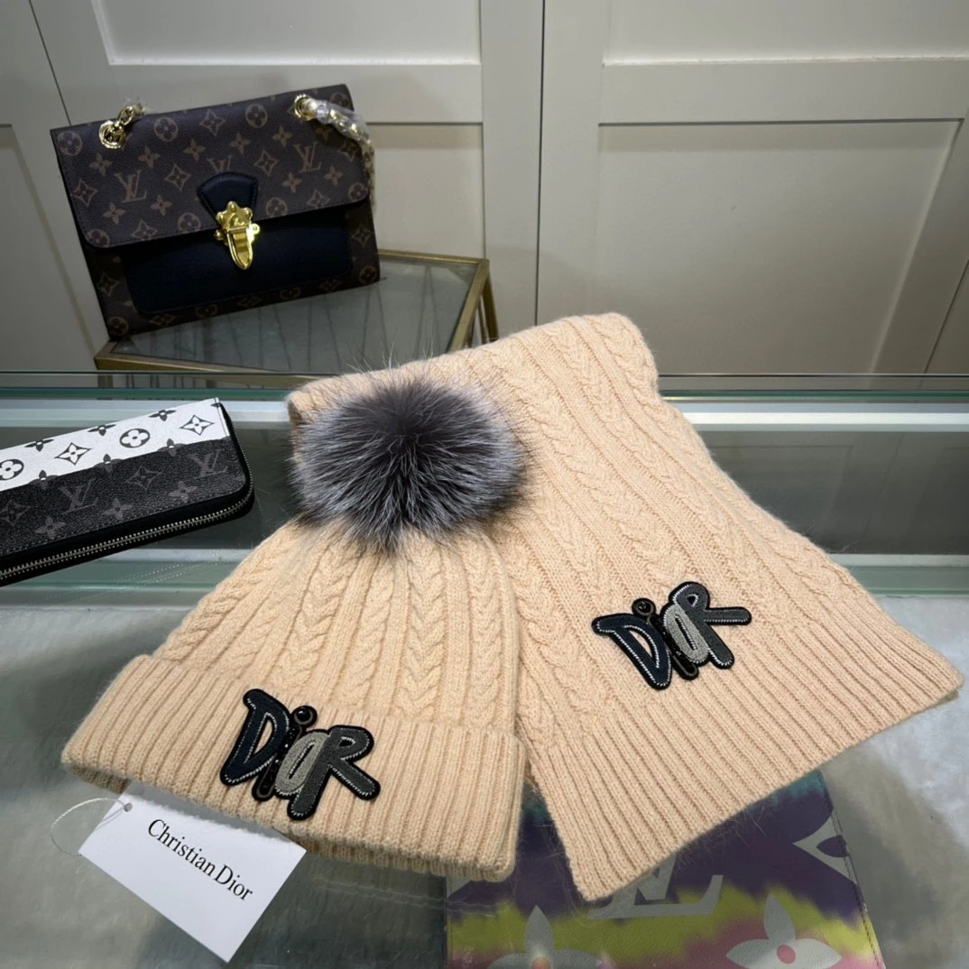 Dior Hat — c71ae2fc