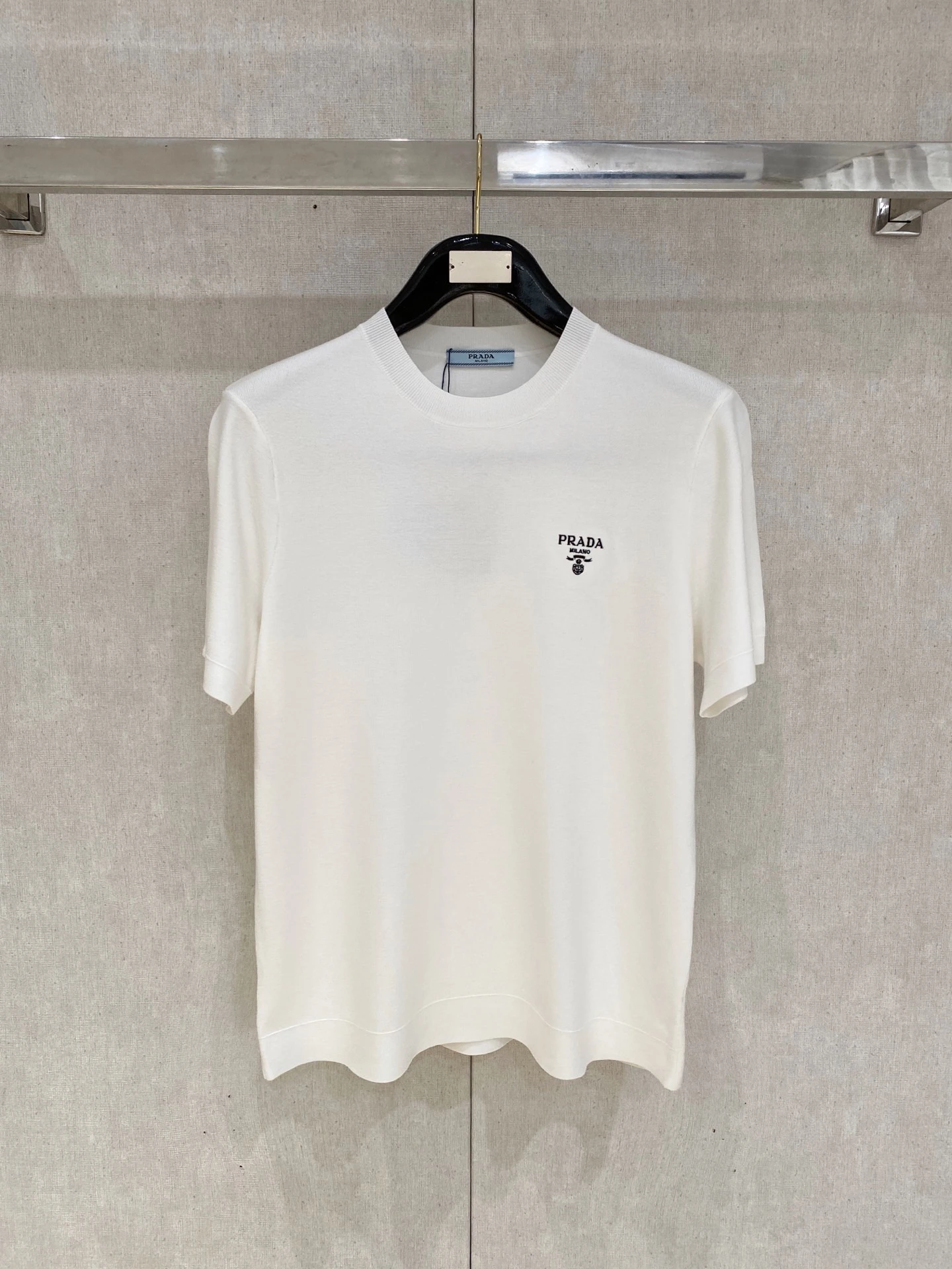 Prada T-Shirt — 682b0f93