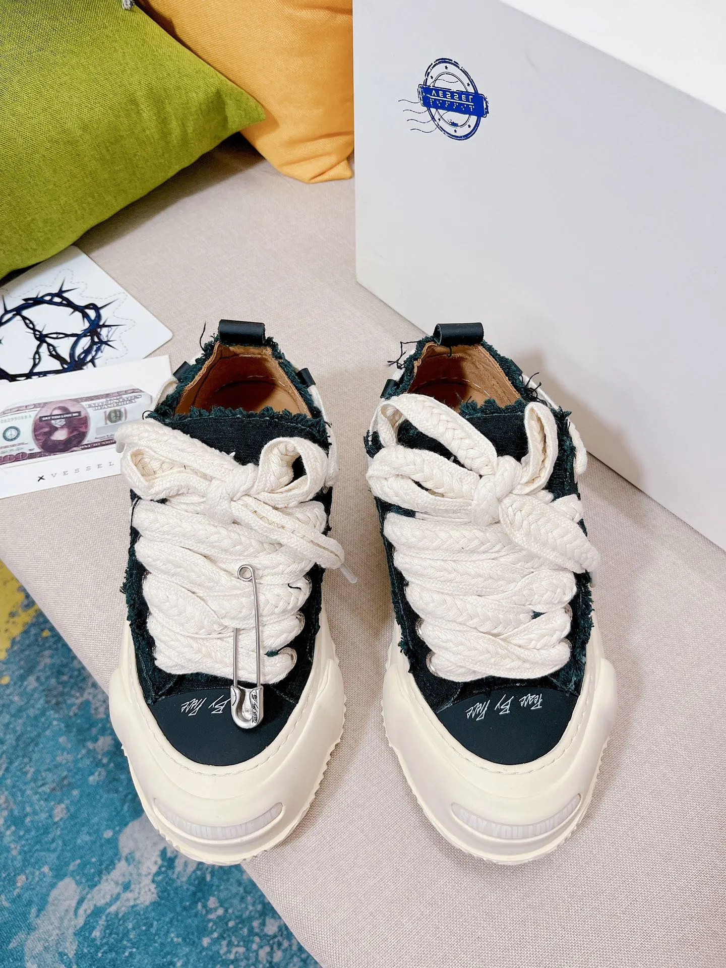 XVESSEL Sneakers — eb98ddde